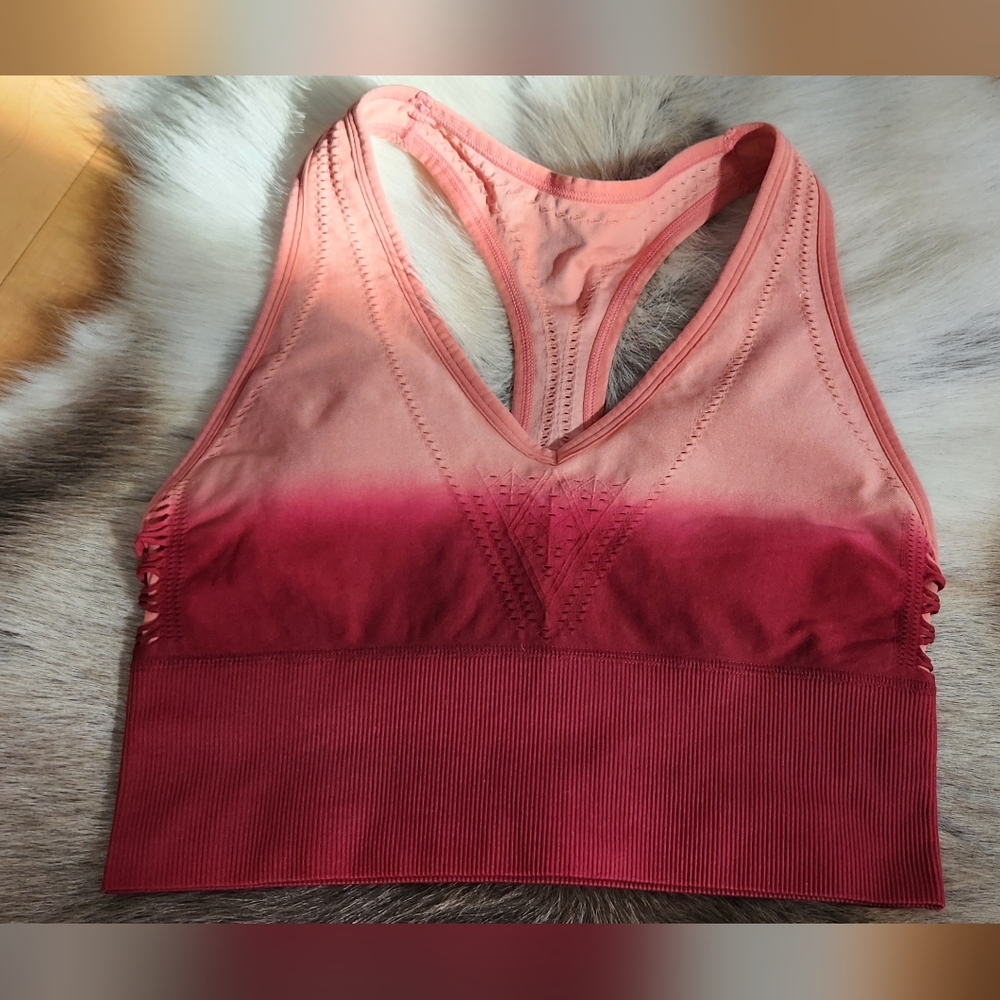 NEW! VICTORIA'S SECRET PINK orange ombre sports bra in size M